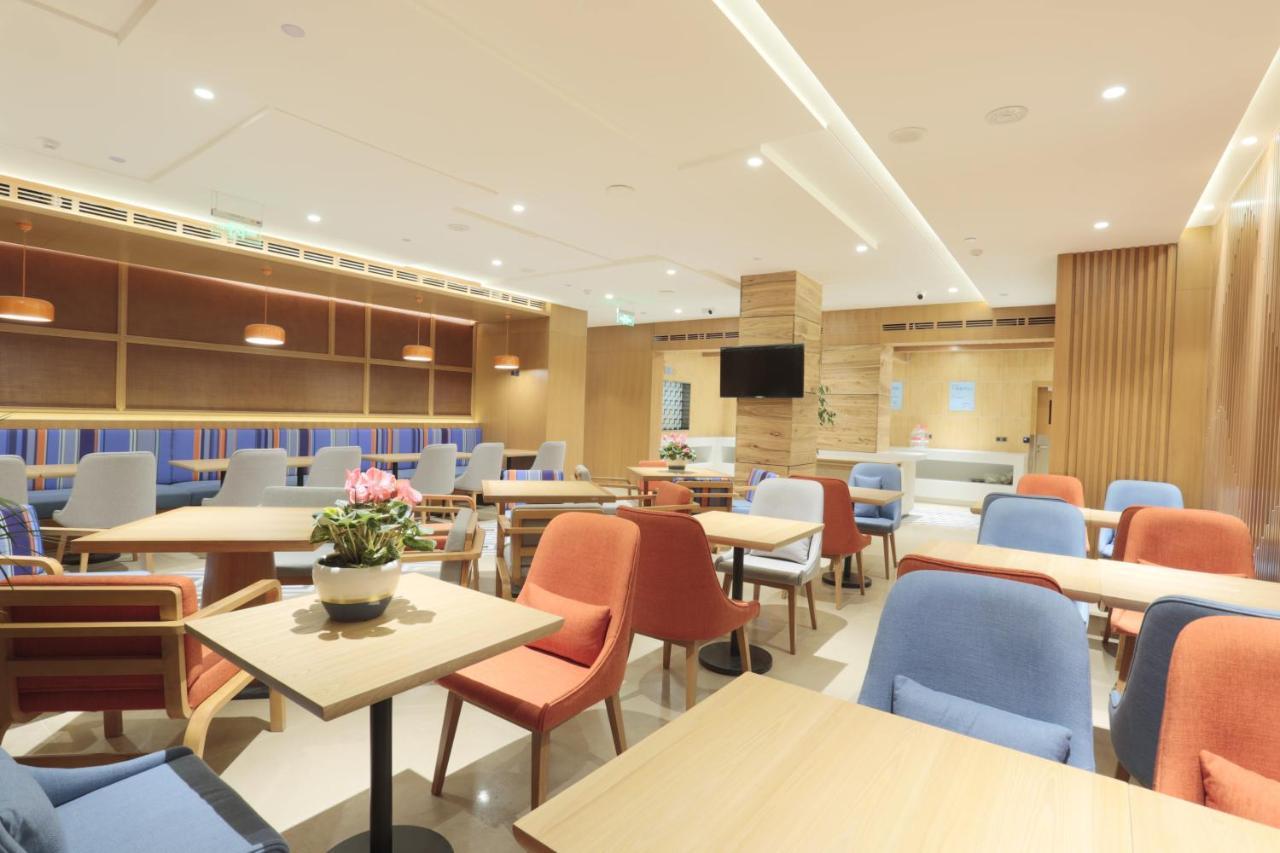 Holiday Inn Express Jiuzhaigou,Only 600 Meters To Jiuzhaigou Park By Ihg Exterior foto